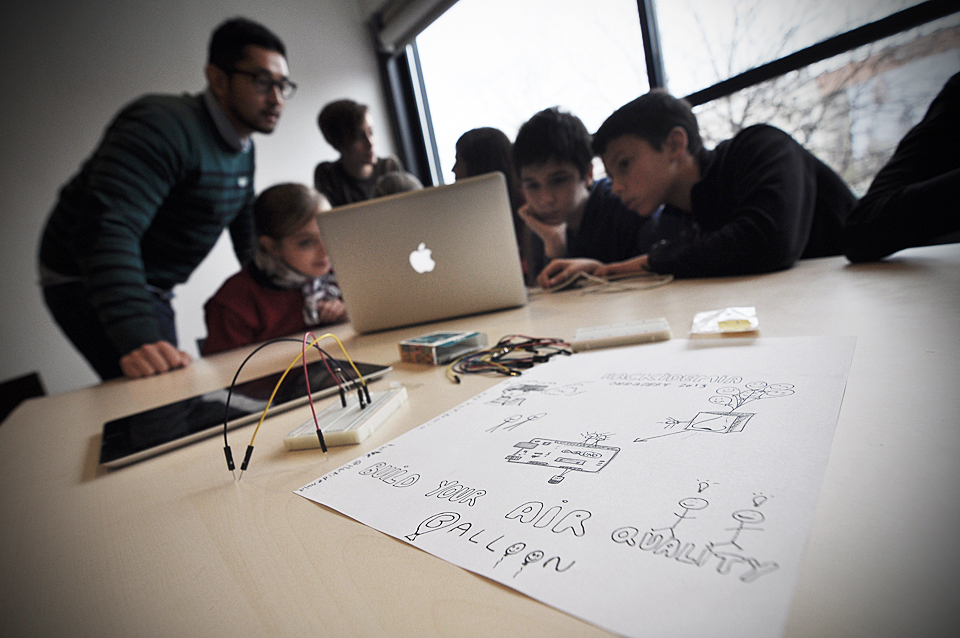 Icealex Team Working