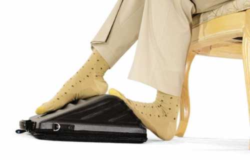 Leggage-Laptop-bag-feet-massage.jpg